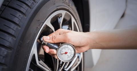Adjust and measure tire pressure
